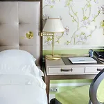 De Seze & Centre Hotel 4*