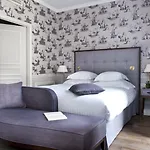 De Seze & Centre Отель 4*