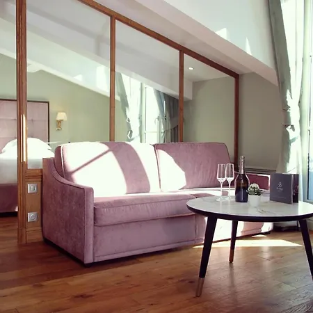 De Seze & Centre Hotel 4*