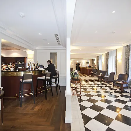 Hotel De Seze & Centre 4*