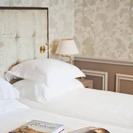 De Seze & Centre Hotel