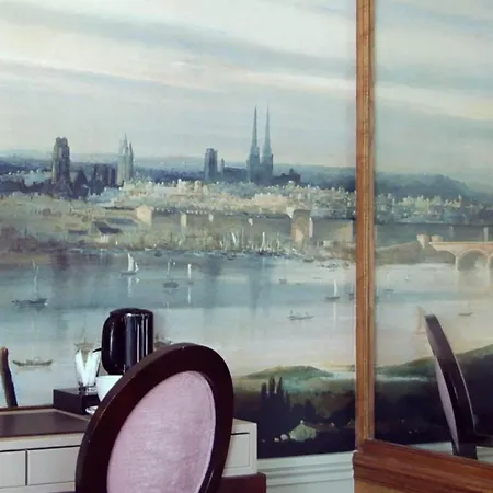 Hotel De Seze & Centre 4*