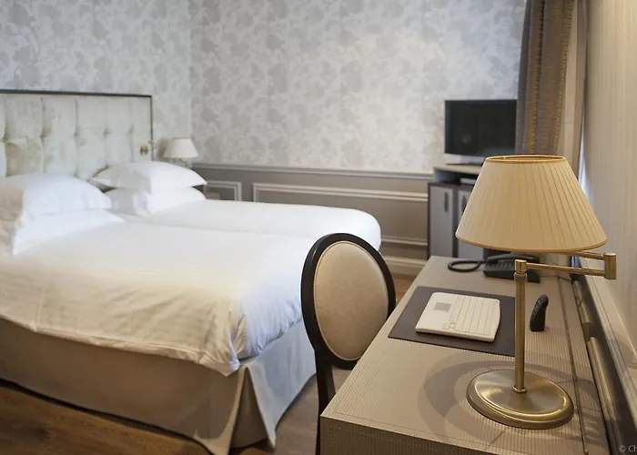 De Seze & Centre Hotel 4*