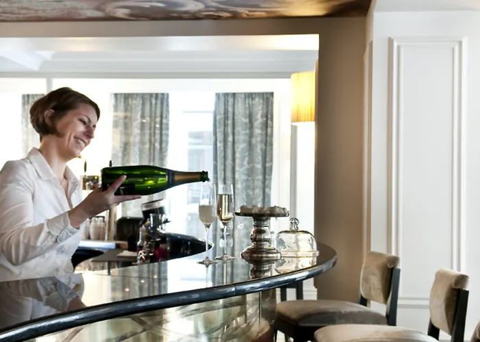 De Seze & Centre Hotel 4*