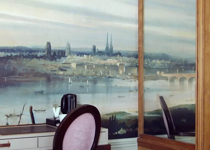 Hotel De Seze & Centre 4*